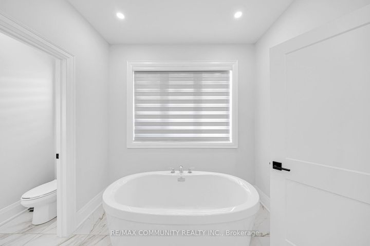 Photo 38 at 10 Nigh Drive, Middlefield, Markham