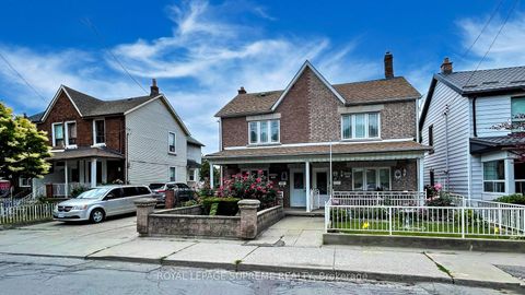 Photo 2 at 156 Osler Street, Pellam Park, Toronto