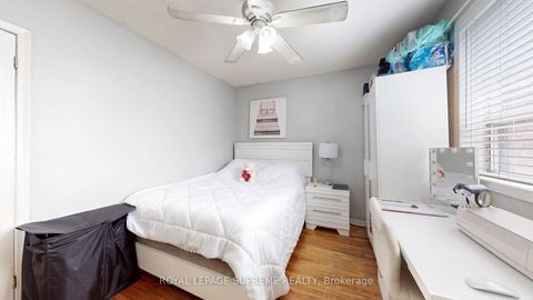Photo 16 at 156 Osler Street, Pellam Park, Toronto