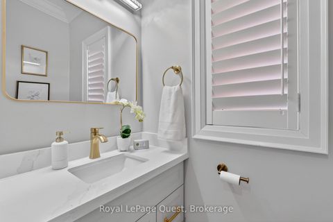 Photo 11 at 153 Woodbury Crescent, Summerhill Estates, Newmarket