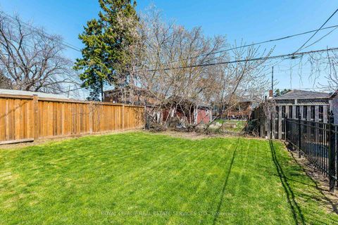 Photo 34 at 19 Nineteenth Street, New Toronto, Toronto