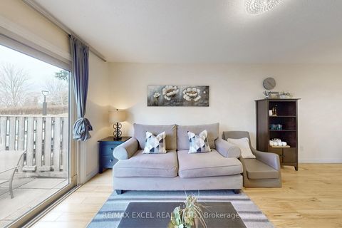 Photo 8 at 11 Sand Fernway, Don Valley Village, Toronto