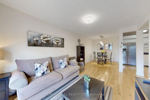 Photo 9 at 11 Sand Fernway, Don Valley Village, Toronto