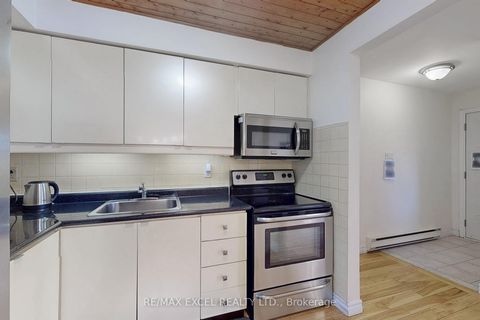 Photo 13 at 11 Sand Fernway, Don Valley Village, Toronto