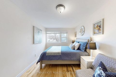 Photo 20 at 11 Sand Fernway, Don Valley Village, Toronto