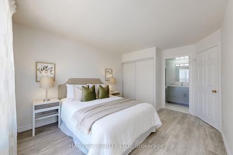 Photo 17 at 908 - 1 Pemberton Avenue, Newtonbrook East, Toronto