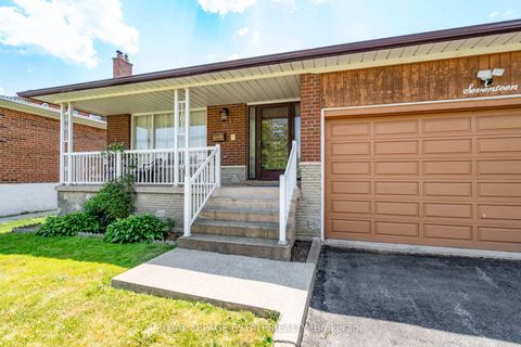 Photo 1 at 17 Altair Avenue, L'Amoreaux, Toronto