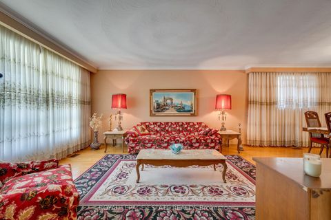 Photo 3 at 17 Altair Avenue, L'Amoreaux, Toronto