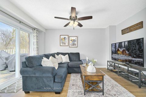 Photo 7 at 26 Longwood Court, Courtice, Clarington