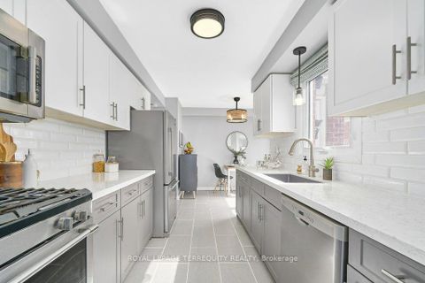 Photo 14 at 26 Longwood Court, Courtice, Clarington