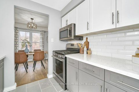 Photo 18 at 26 Longwood Court, Courtice, Clarington