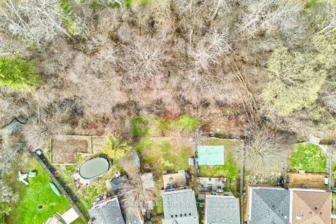 Photo 44 at 26 Longwood Court, Courtice, Clarington