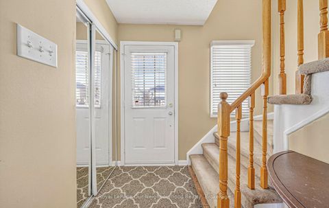 Photo 1 at 1581 Sarasota Crescent, Samac, Oshawa