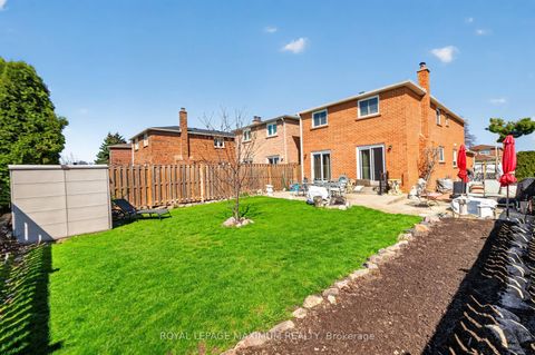 Photo 38 at 3 Muzzo Court, East Woodbridge, Vaughan