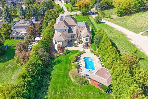 Photo 6 at 776 Woodland Acres Crescent, Rural Vaughan, Vaughan