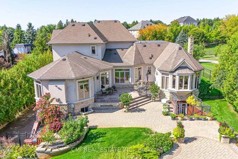 Photo 8 at 776 Woodland Acres Crescent, Rural Vaughan, Vaughan