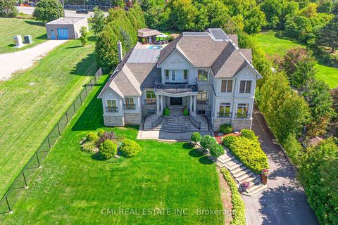 Photo 10 at 776 Woodland Acres Crescent, Rural Vaughan, Vaughan