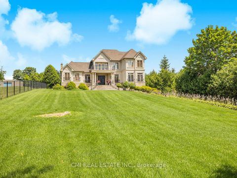 Photo 16 at 776 Woodland Acres Crescent, Rural Vaughan, Vaughan