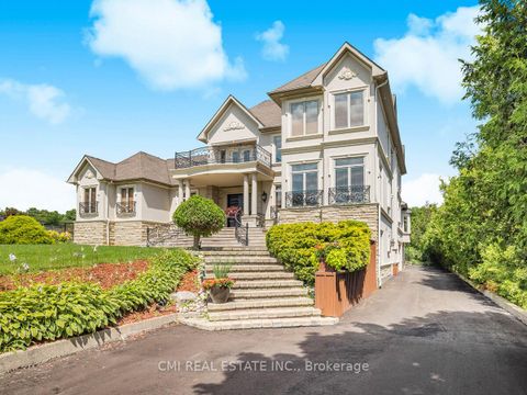 Photo 21 at 776 Woodland Acres Crescent, Rural Vaughan, Vaughan