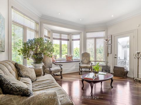 Photo 28 at 776 Woodland Acres Crescent, Rural Vaughan, Vaughan