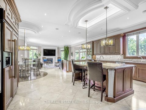 Photo 29 at 776 Woodland Acres Crescent, Rural Vaughan, Vaughan