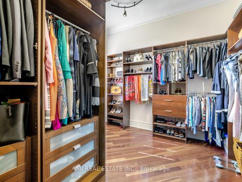 Photo 34 at 776 Woodland Acres Crescent, Rural Vaughan, Vaughan