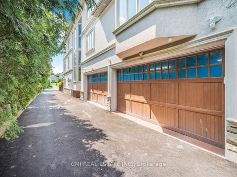 Photo 36 at 776 Woodland Acres Crescent, Rural Vaughan, Vaughan