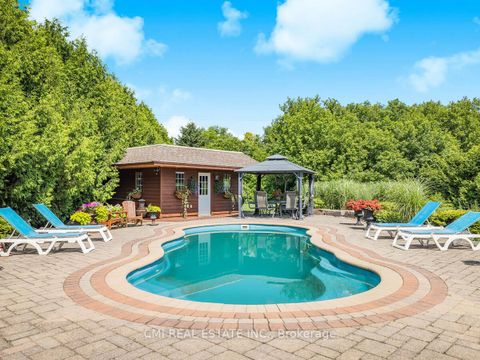 Photo 40 at 776 Woodland Acres Crescent, Rural Vaughan, Vaughan