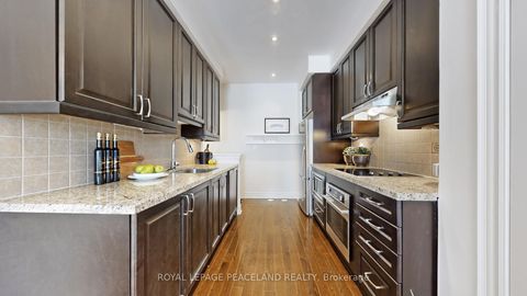 Photo 8 at 82 Hargrave Lane, York Mills, Toronto