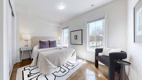 Photo 10 at 82 Hargrave Lane, York Mills, Toronto