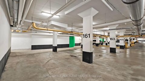 Photo 29 at 82 Hargrave Lane, York Mills, Toronto