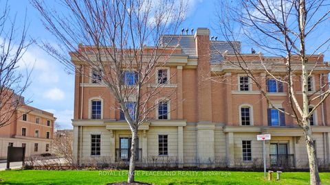 Photo 30 at 82 Hargrave Lane, York Mills, Toronto