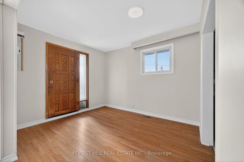 Photo 2 at 14 Stephenfrank Road, Bendale, Toronto