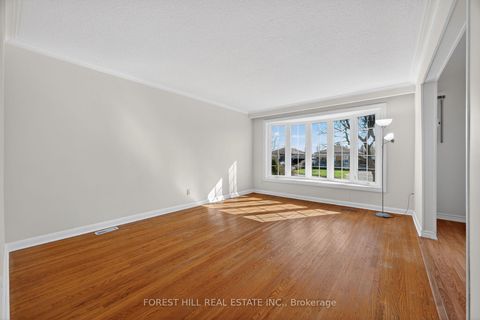 Photo 5 at 14 Stephenfrank Road, Bendale, Toronto