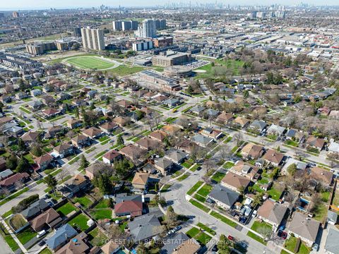 Photo 28 at 14 Stephenfrank Road, Bendale, Toronto