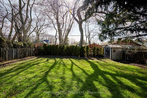 Photo 36 at 20 Cleta Drive, Kennedy Park, Toronto