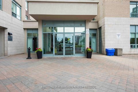 Photo 1 at 909 - 23 Oneida Crescent, Langstaff, Richmond Hill