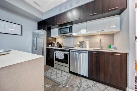 Photo 9 at 117 - 4800 Highway 7, East Woodbridge, Vaughan