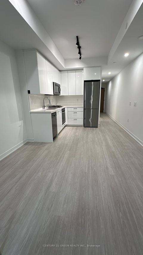 Photo 5 at 414 - 195 McCaul Street, Chinatown, Toronto