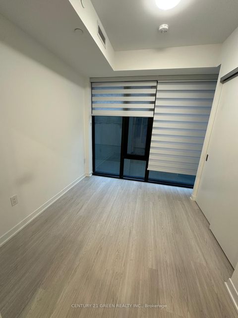 Photo 6 at 414 - 195 McCaul Street, Chinatown, Toronto