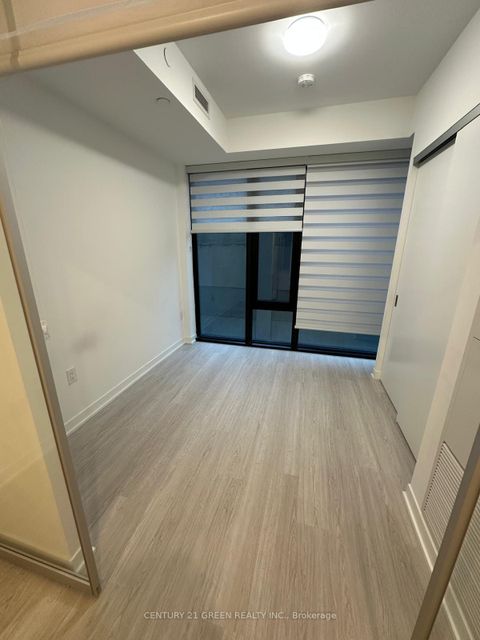 Photo 7 at 414 - 195 McCaul Street, Chinatown, Toronto