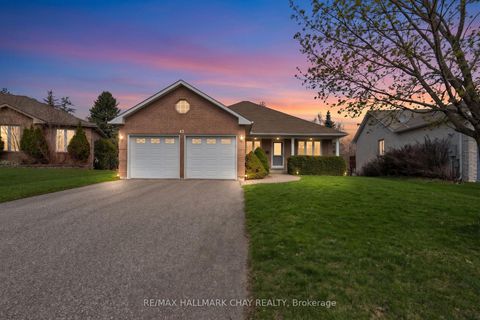 Photo 0 at 42 Webb Street, Painswick North, Barrie