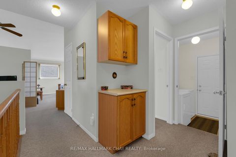 Photo 19 at 42 Webb Street, Painswick North, Barrie