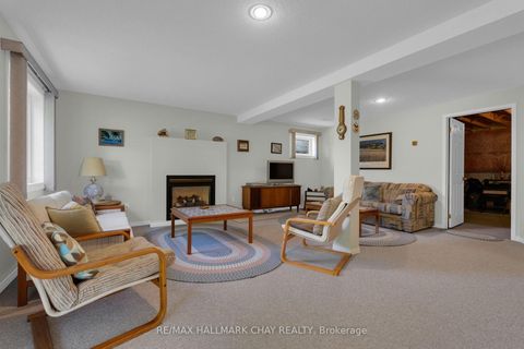 Photo 21 at 42 Webb Street, Painswick North, Barrie