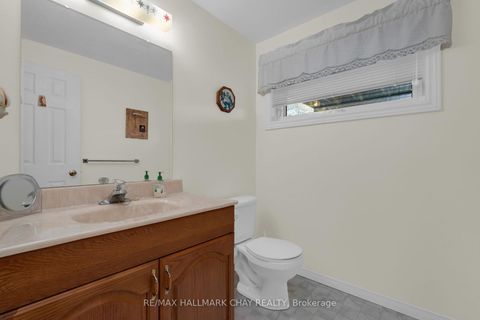 Photo 23 at 42 Webb Street, Painswick North, Barrie