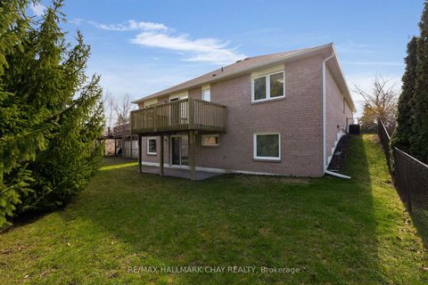 Photo 31 at 42 Webb Street, Painswick North, Barrie