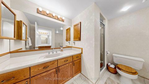 Photo 24 at 212 - 10 Kenneth Avenue, Willowdale East, Toronto