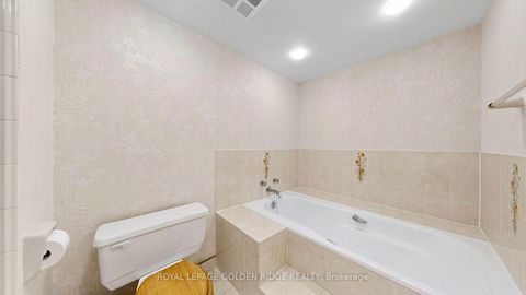 Photo 25 at 212 - 10 Kenneth Avenue, Willowdale East, Toronto