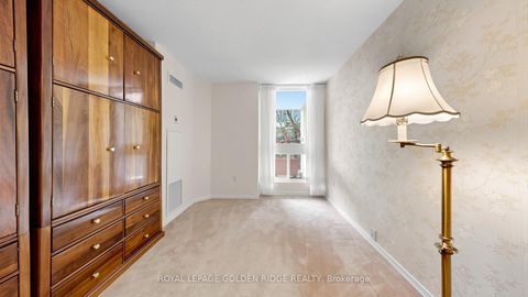 Photo 28 at 212 - 10 Kenneth Avenue, Willowdale East, Toronto