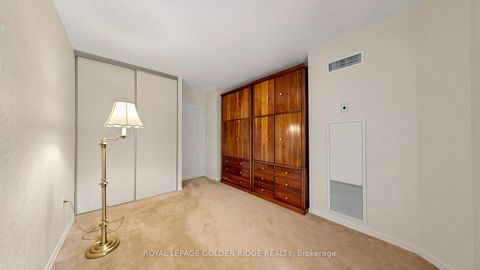 Photo 29 at 212 - 10 Kenneth Avenue, Willowdale East, Toronto